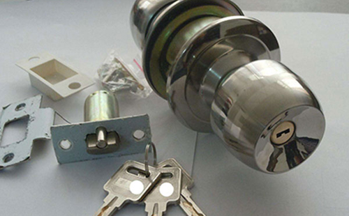 南阳24小时上门开锁公司