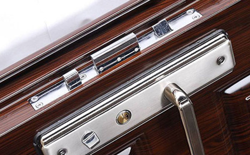 南阳24小时上门开锁公司