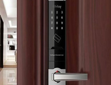 南阳24小时上门开锁公司